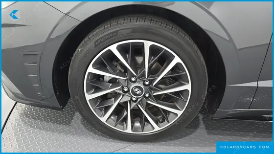 HYUNDAI SONATA 2.0