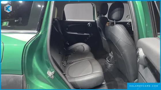 MINI COUNTRYMAN CLASSIC PLUS LAUNCH PACK