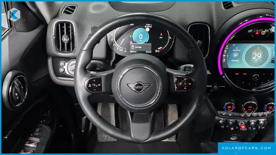 MINI COUNTRYMAN CLASSIC PLUS LAUNCH PACK