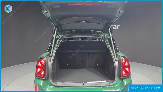 MINI COUNTRYMAN CLASSIC PLUS LAUNCH PACK