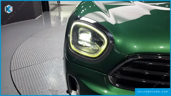MINI COUNTRYMAN CLASSIC PLUS LAUNCH PACK
