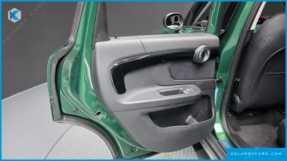 MINI COUNTRYMAN CLASSIC PLUS LAUNCH PACK
