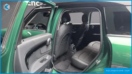 MINI COUNTRYMAN CLASSIC PLUS LAUNCH PACK