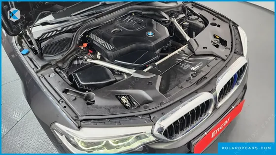 BMW 5 SERIES 520I M SPORT