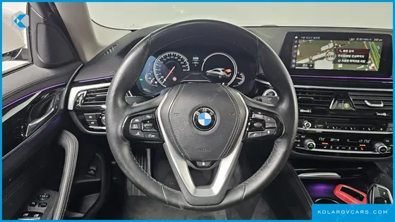 BMW 5 SERIES 520I LUXURY