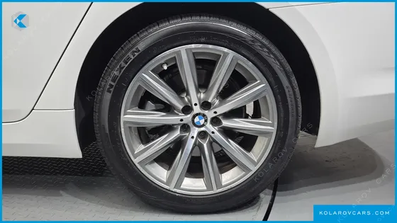 BMW 5 SERIES 520I LUXURY
