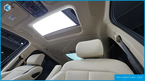 HYUNDAI STARIA TOURER 9-SEATER