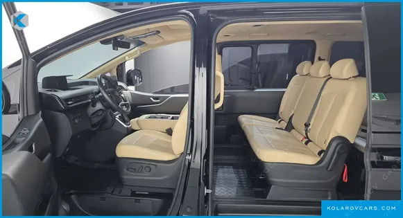 HYUNDAI STARIA TOURER 9-SEATER