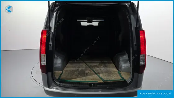HYUNDAI STARIA CARGO 5-SEATER
