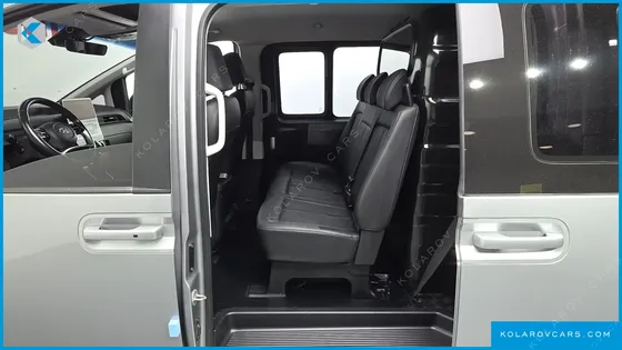 HYUNDAI STARIA CARGO 5-SEATER