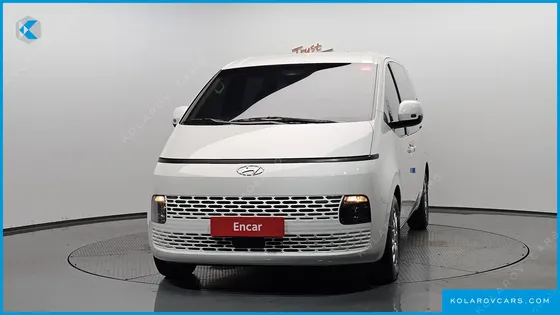 HYUNDAI STARIA TOURER 11-SEATER