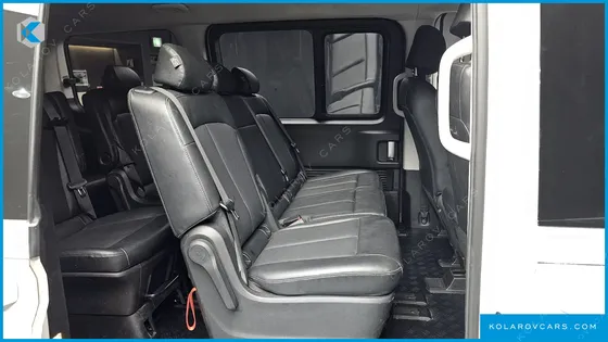 HYUNDAI STARIA TOURER 11-SEATER