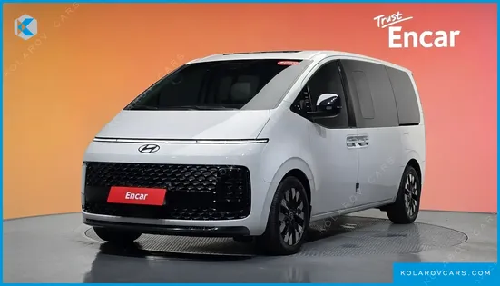 HYUNDAI STARIA 4WD LOUNGE 7-SEATER