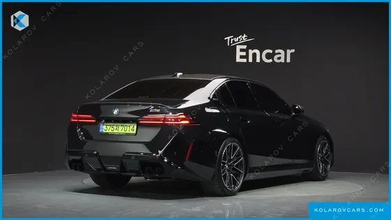 BMW M5 M5 SEDAN