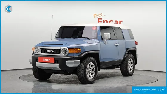 TOYOTA FJ CRUISER 4WD V6