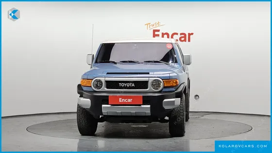 TOYOTA FJ CRUISER 4WD V6