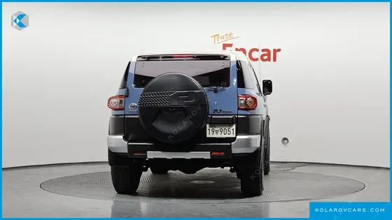 TOYOTA FJ CRUISER 4WD V6