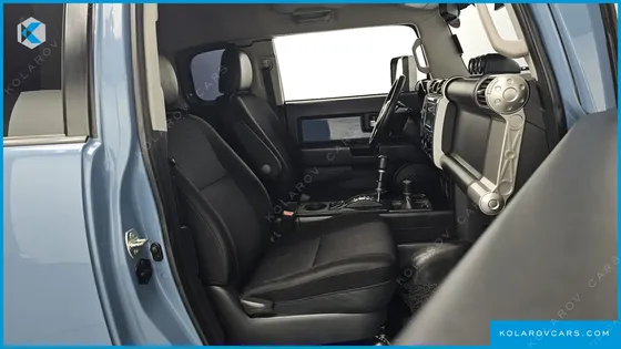 TOYOTA FJ CRUISER 4WD V6