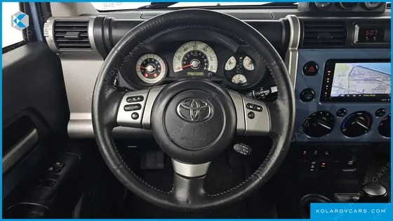 TOYOTA FJ CRUISER 4WD V6