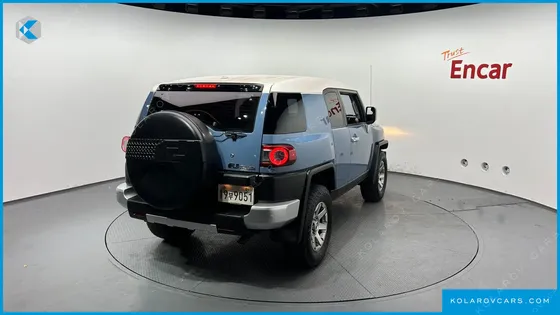 TOYOTA FJ CRUISER 4WD V6