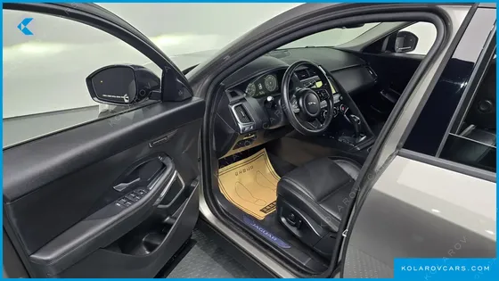 JAGUAR E-PACE D180 SE