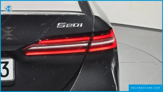 BMW 5 SERIES 520I