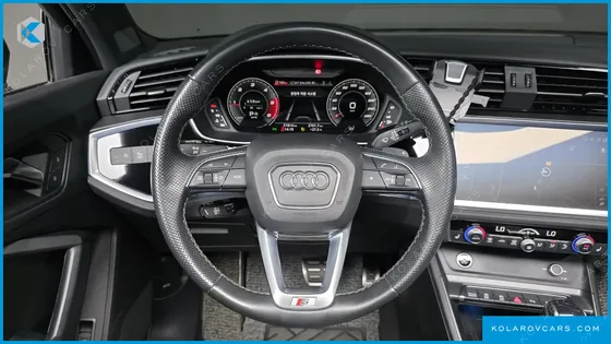 AUDI Q3 35 TDI PREMIUM SPORTBACK