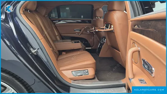 BENTLEY FLYING SPUR 4.0