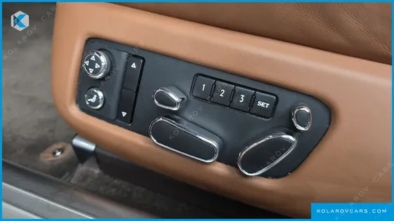 BENTLEY FLYING SPUR 4.0