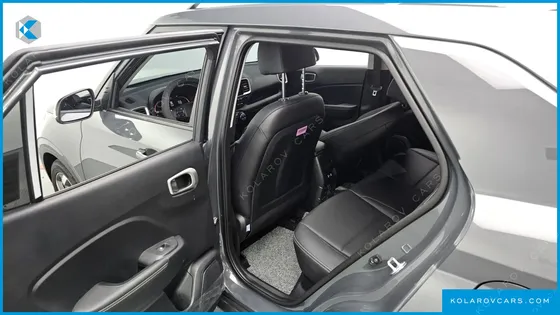 HYUNDAI VENUE 1,6 PREMIUM