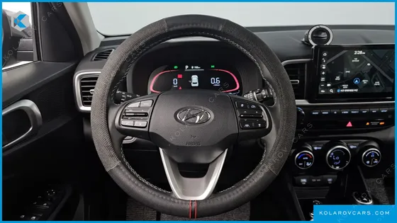 HYUNDAI VENUE 1,6 PREMIUM