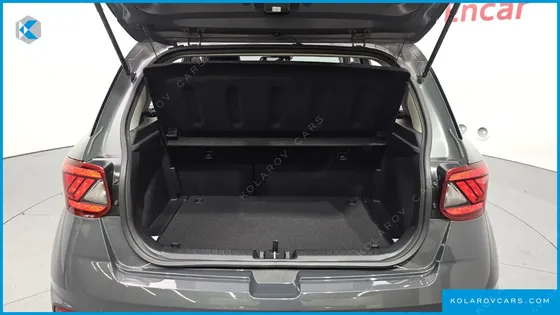 HYUNDAI VENUE 1,6 PREMIUM