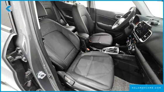 HYUNDAI VENUE 1,6 PREMIUM