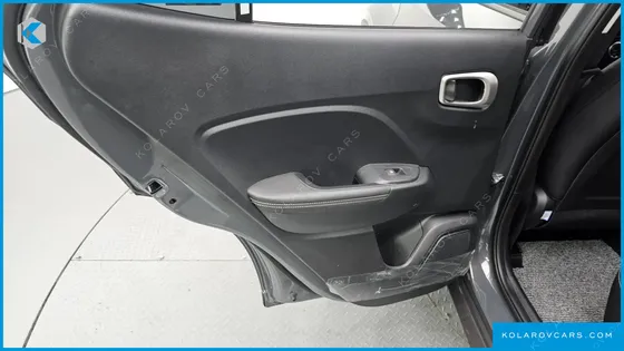 HYUNDAI VENUE 1,6 PREMIUM