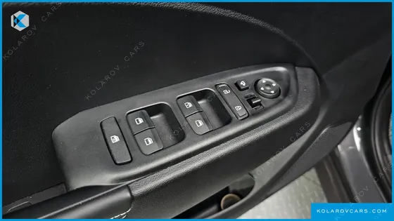 HYUNDAI VENUE 1,6 PREMIUM