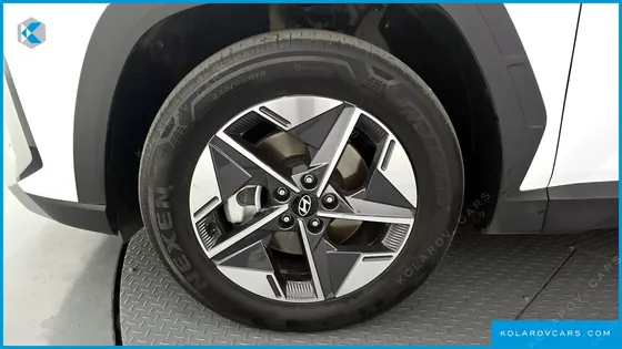HYUNDAI TUCSON GASOLINE 1.6 TURBO 2WD