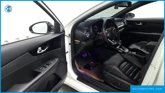 KIA K3 5DOOR GT SIGNATURE