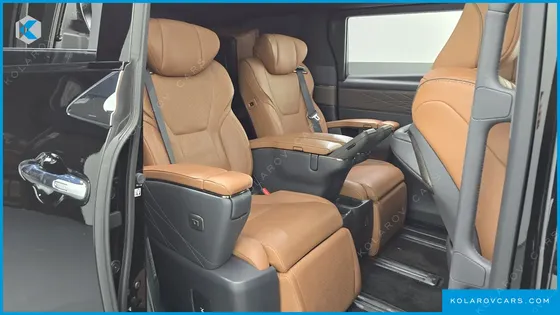 TOYOTA ALPHARD 2.5 HEV EXECUTIVE AWD