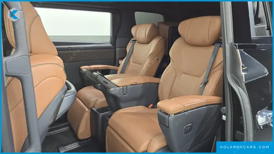 TOYOTA ALPHARD 2.5 HEV EXECUTIVE AWD