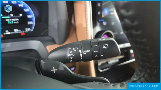 TOYOTA ALPHARD 2.5 HEV EXECUTIVE AWD