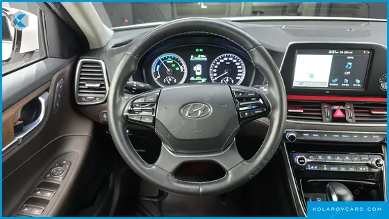HYUNDAI GRANDEUR EXCLUSIVE