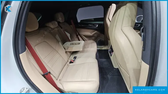 PORSCHE CAYENNE 3.0