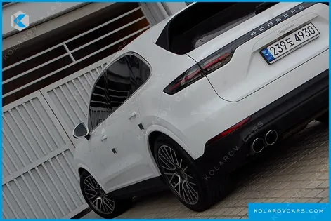 PORSCHE CAYENNE 3.0