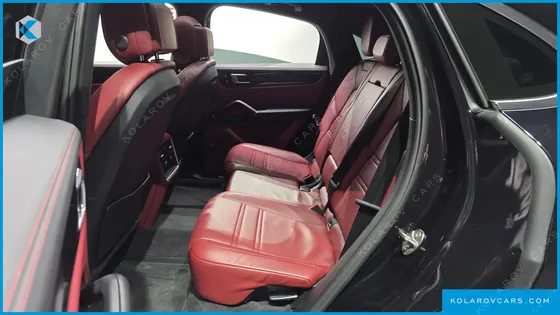 PORSCHE CAYENNE 3.0 COUPE