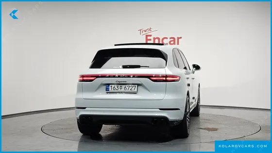 PORSCHE CAYENNE 3.0 PLATINUM EDITION