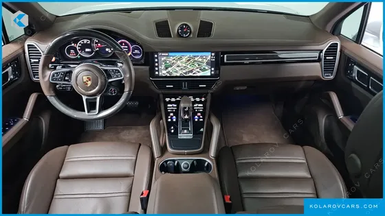 PORSCHE CAYENNE 3.0 PLATINUM EDITION