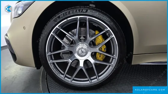 MERCEDES AMG GT 4DOOR 43 4MATIC+ DYNAMIC GOLDEN DAYLIGHT