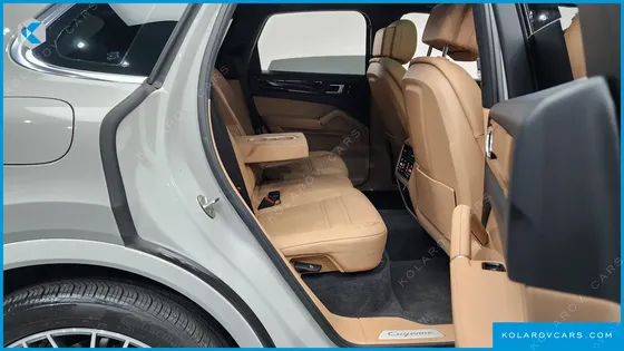 PORSCHE CAYENNE 3.0
