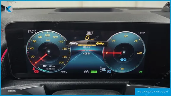 MERCEDES EQB EQB300 4MATIC AMG LINE