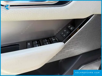 LAND ROVER RANGE ROVER VELAR 2.0 P250 R-DYNAMIC SE